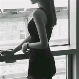 性感成熟优雅女生头像高清2018别装纯洁了你不是纯中纯