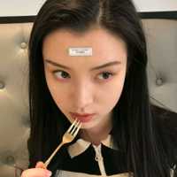 可人卖萌女生头像