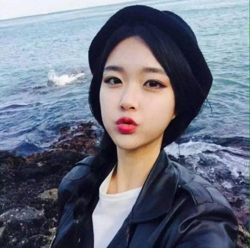 如何卖萌才能显得自然