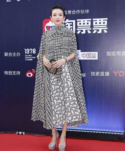 看了17岁的章子怡,才明白什么是真正的清纯玉女