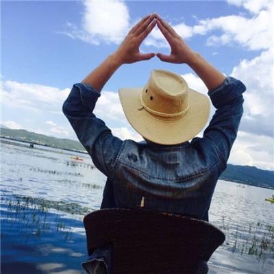 情侣头像唯美有意境背影海边头像2019你是我眼里的那片海