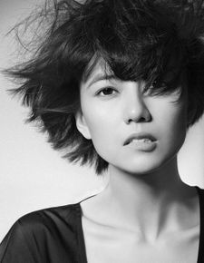 寻觅短发女生