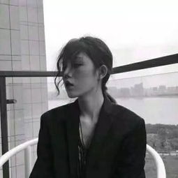最近火了微丧背景图我这么酷,那些凡夫俗子怎么能懂