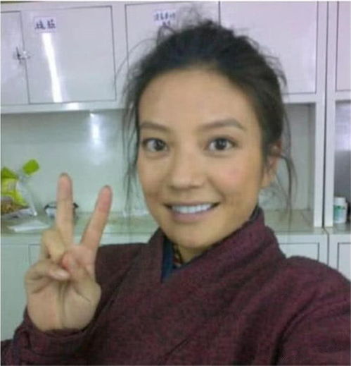 7位女明星的素颜照,袁咏仪皮肤太真实,baby是在自黑吗
