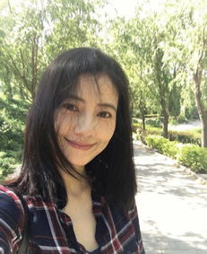 图片女头像手机遮脸高圆圆