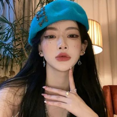 女生头像希望熬过一切,星光璀璨,可爱真人女头