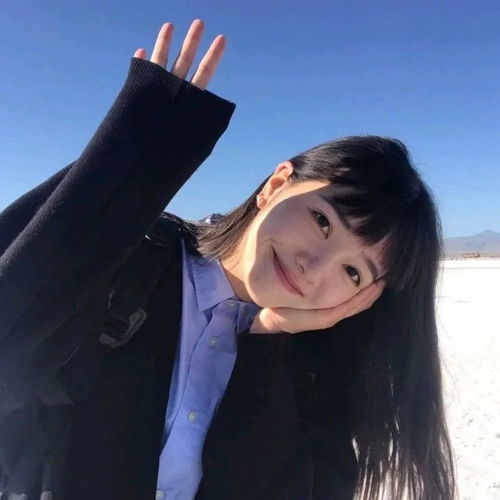 真人女生头像听山河把春风酿成千言万语,吹过旧人故里
