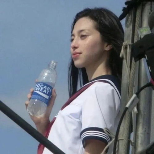有哪些适合女孩子用的干净温柔的头像转载