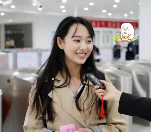 90后vs00后vs10后放假前后,小学生看着像大妈,大学生才漂亮