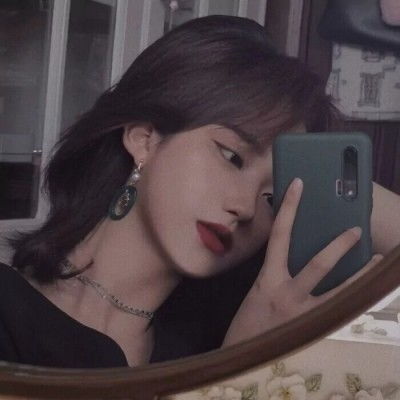 女生头像放松点生活,你没那么多观众