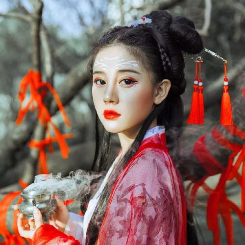 唯美红衣古风女生头像拾尽春花皆是你