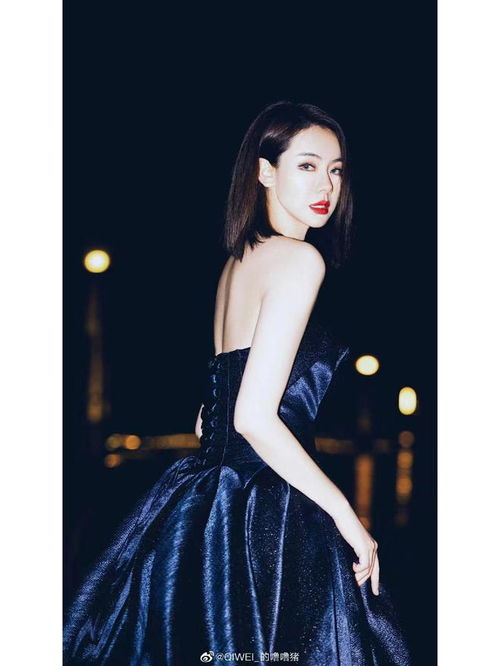 霸气性感美女戚薇