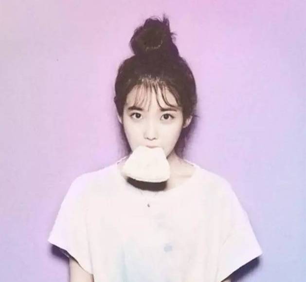 我是女生,爱漂亮的女生学学人家怎么扎头发