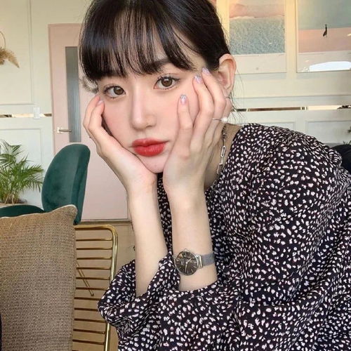 ins氛围感女生头像