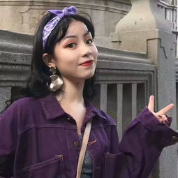 女生头像风拂发去,悄然花开