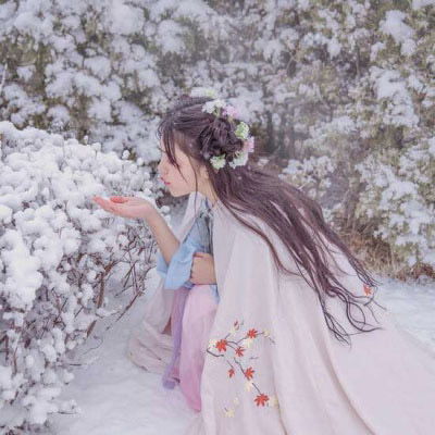 古风头像女唯美淡雅仙气十足的白衣古风女子图片
