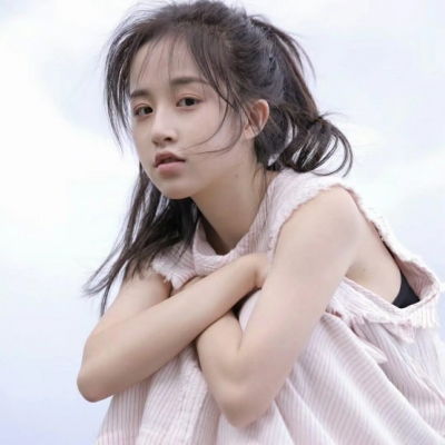清纯干净女生露脸头像,清纯美女露脸头像图片大全