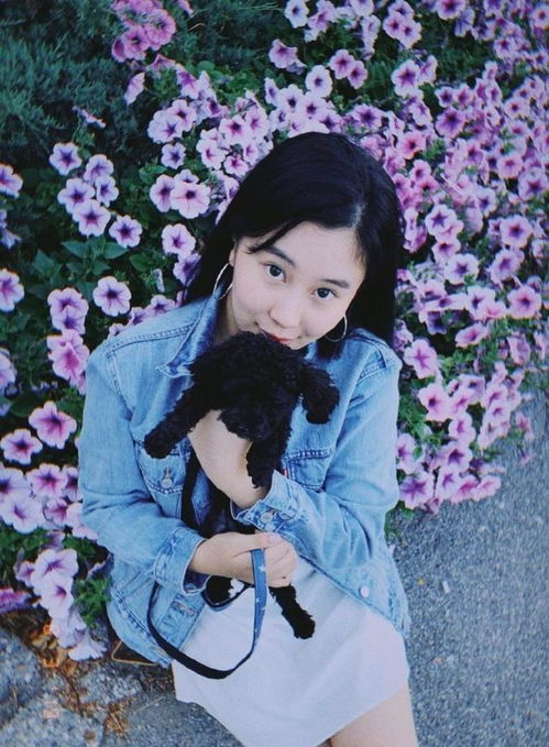 杨子高调炫女,杨海润化浓妆戴耳环御姐范足,和继母黄圣依似姐妹