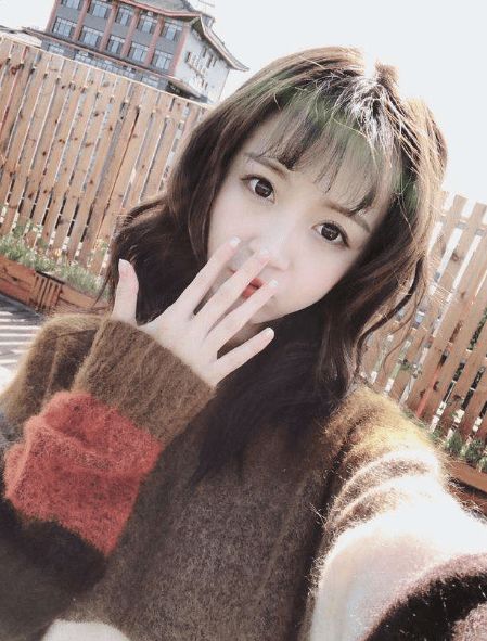 曾经火遍抖音的三大美女,莉哥温婉都被封杀,只剩下她经久不衰