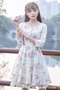 自带优雅女人味的属性,浪漫的美,甜美而又充满个性