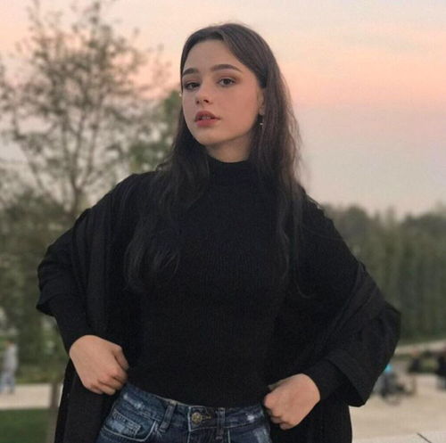 女头