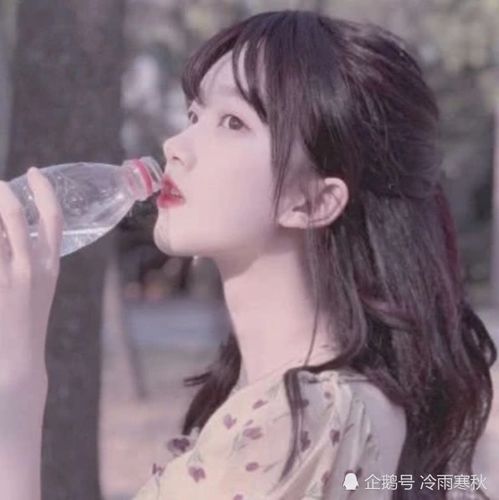 初中女生常做3动作,秒变水滴鼻,校花都在偷偷练