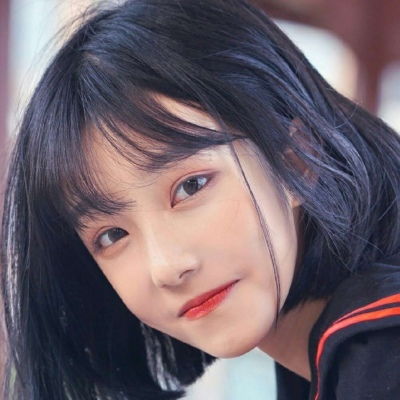 成熟但有点幼稚的女生头像粉色