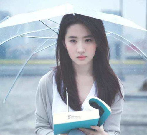 那位仙女落泪的刘亦菲,怼着脸拍都美到极致,羡慕了