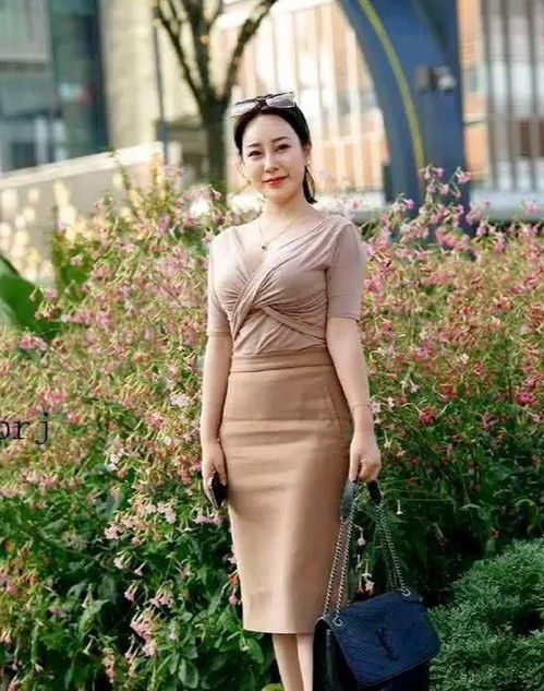 女人一辈子的黄金时期是成熟的时候,越品越有味道