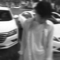 小清新男生伤感黑白头像2018精选曾经撕心裂肺如今百毒不侵