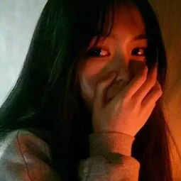 伤感emo头像女真人可截图中庭