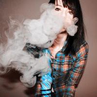 非主流女生吸烟女头像有没
