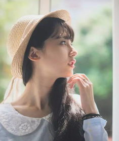 低头要有勇气,抬头要有底气