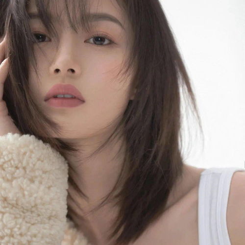 短发清纯头像女生白裙