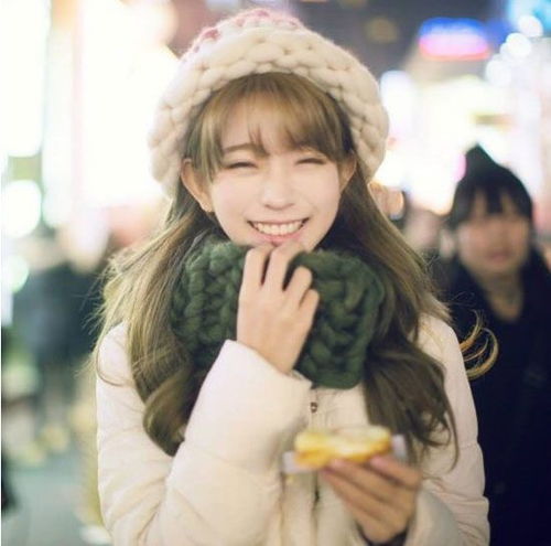 95后韩国美少女清纯可人成整容新模版