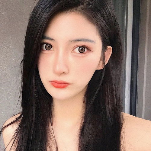 秀发配连帽衫