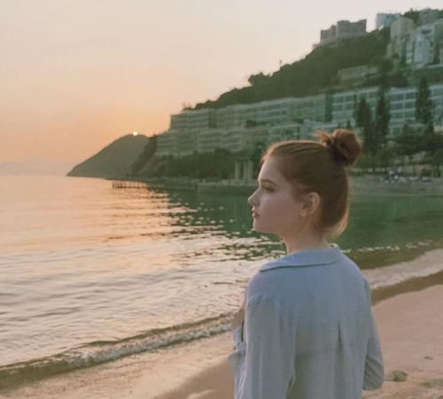 有一种美女,叫乌克兰美女,来看看这位小姐姐吧