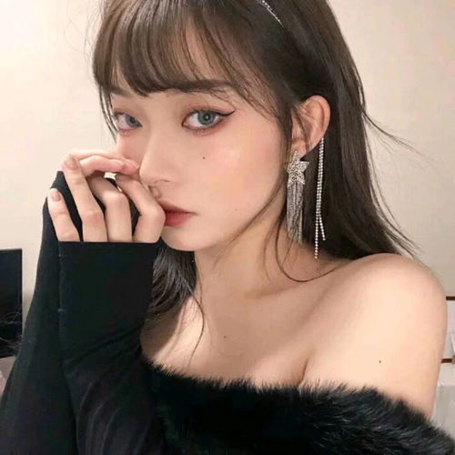 ins黑色系女生头像黑夜与我举办了一场寂静的婚礼
