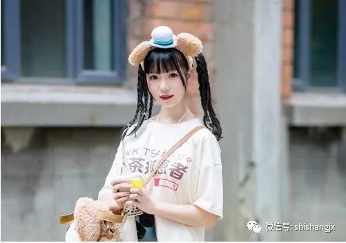 爱扎双马尾的女生,都是可爱的小仙女,灵动阳光青春朝气完美呈现