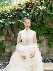 在东星寻找你身边的校花校草张小燕笑容甜美的清新女孩