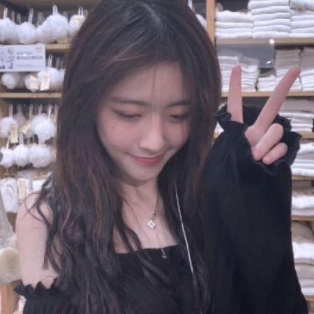 女生清新唯美旳头像,温柔长发的美女