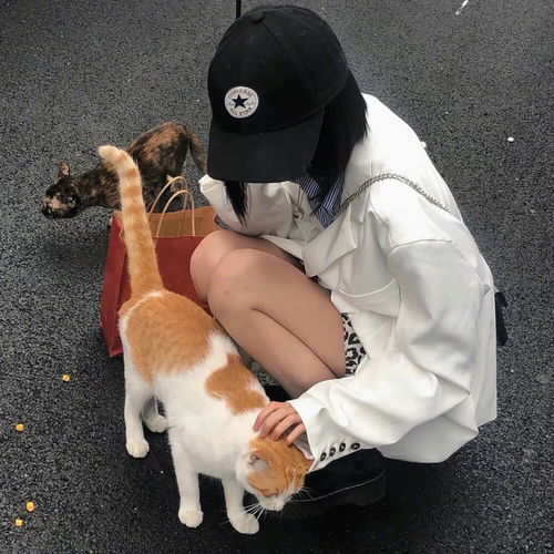 ins笑的超甜招桃花女孩头像