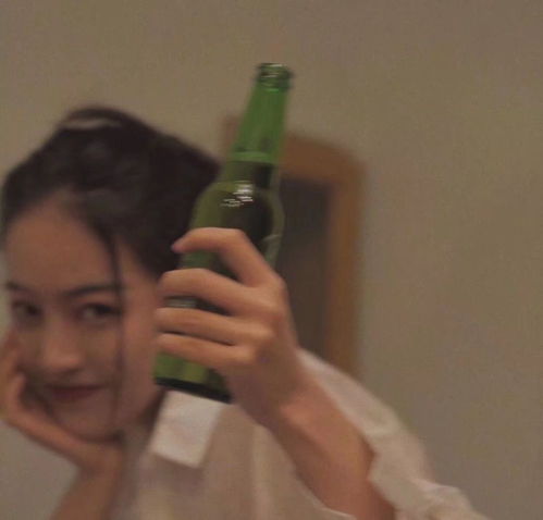 全网都在找的微笑女生头像