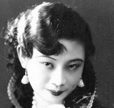 电影皇后胡蝶的女儿,不知自己生父为谁,27岁时嫁给76岁的李宗仁