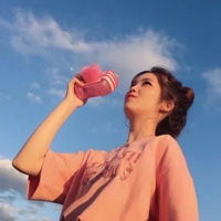 女生闺蜜头像真人一人一张三亚