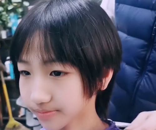 小学生剪了款个性狼尾发型后,气质居然变高冷了,女生太让人嫉妒了吧