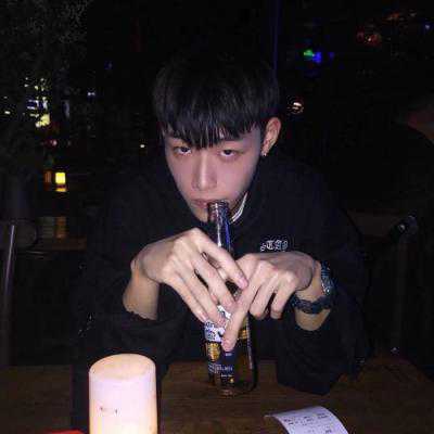 qq头像抽烟女生霸气情头
