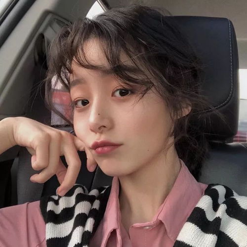如果只能有一个女朋友,你会选谁