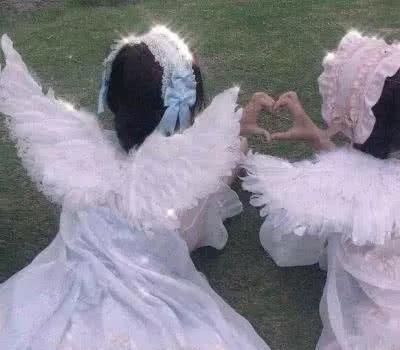 少女系闺蜜头像友情比爱情可靠,姐妹比男人可靠