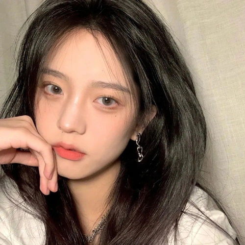 招桃花温柔小众真人女生头像305